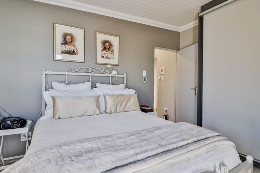 2 Bedroom Property for Sale in Saldanha Heights Western Cape